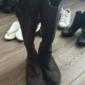 Leather boots